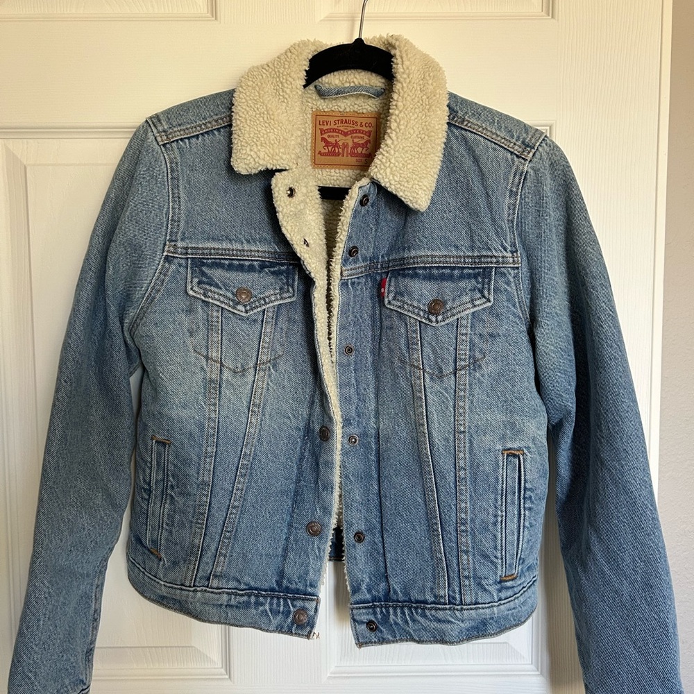 Levi's Cream Sherpa Lined Denim Jacket